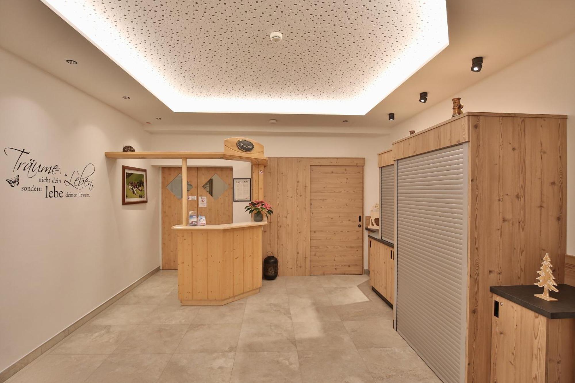 Jugendpension Müllauerhof Saalbach-Hinterglemm Exterior foto