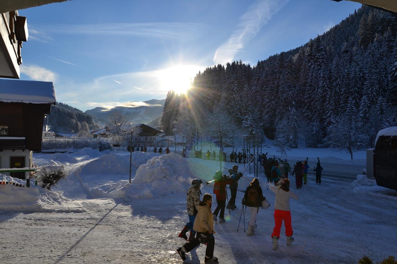 Jugendpension Müllauerhof Saalbach-Hinterglemm Exterior foto